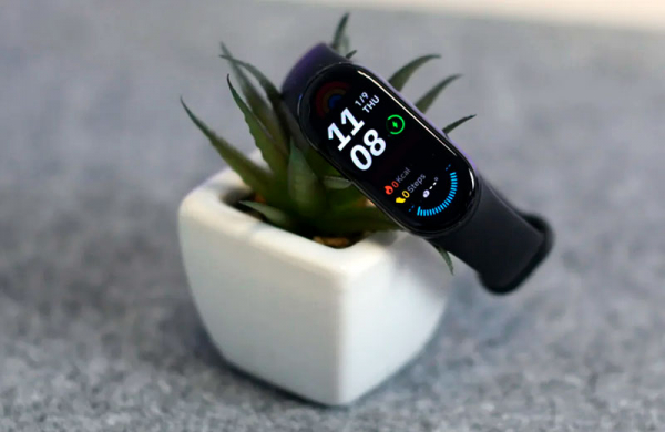 Обзор Xiaomi Smart Band 9: повторение и обновление знакомого фитнес браслета