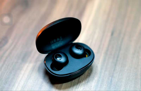 Обзор Realme Buds Q: беспроводные наушники конкуренты Redmi Earbuds