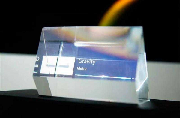 Первый обзор Meizu Gravity: иллюзия парящая в воздухе