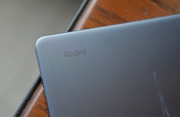 Обзор Xiaomi Redmi Pad SE 8.7: бюджетного планшета ненамного крупнее современных смартфонов